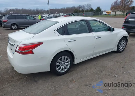 2013 Nissan Altima 2.5 S from USA, damaged, VIN 1N4AL3AP4DC169182